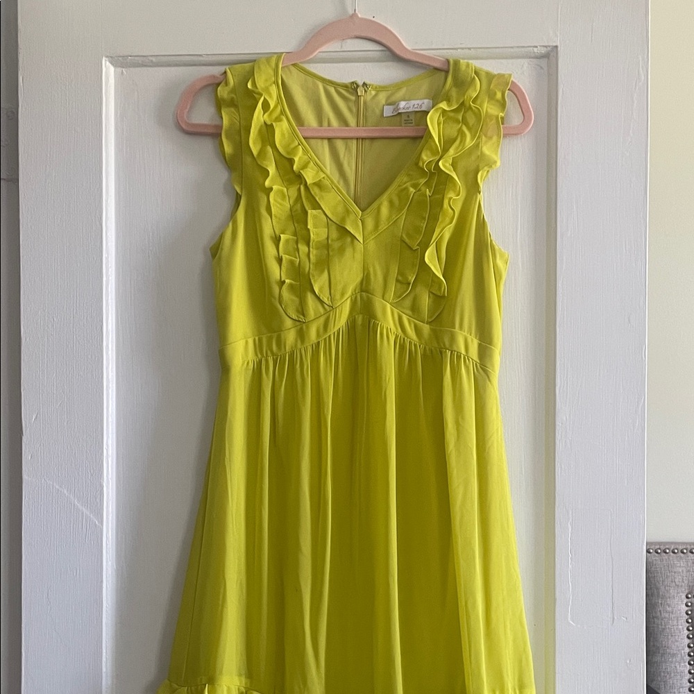 Elegant Yellow Midi Dress